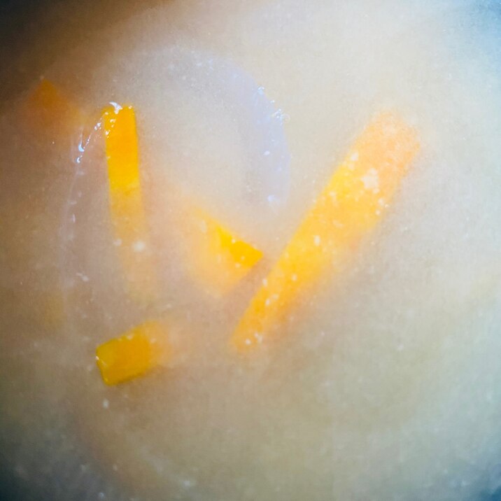 にんじんと玉ねぎのお味噌汁